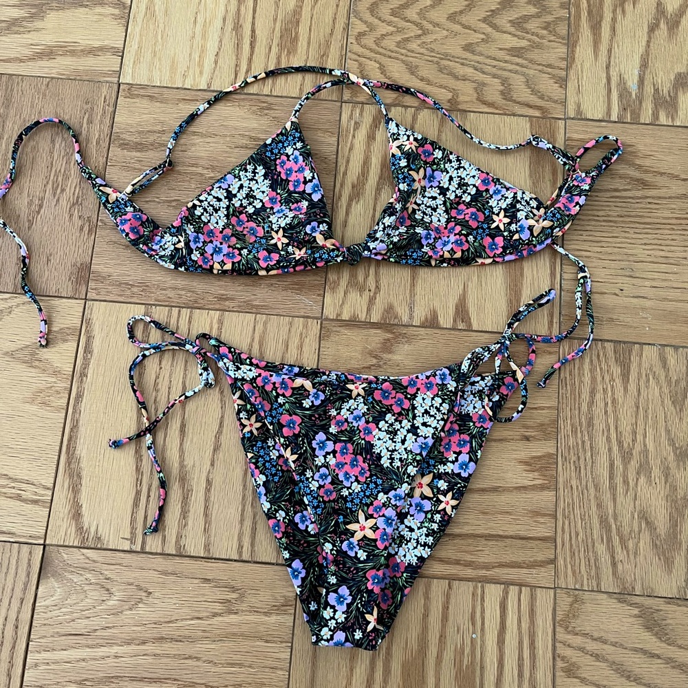 Skatie bikini